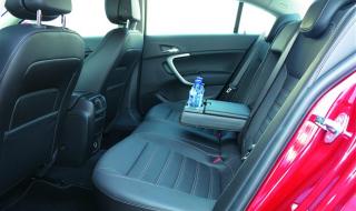 新君威1.6t